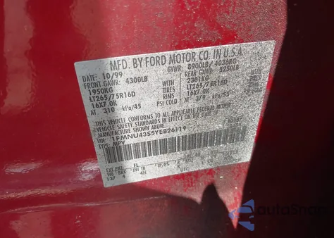 2000 Ford Excursion Limited from USA, damaged, VIN 1FMNU43S5YEB26119